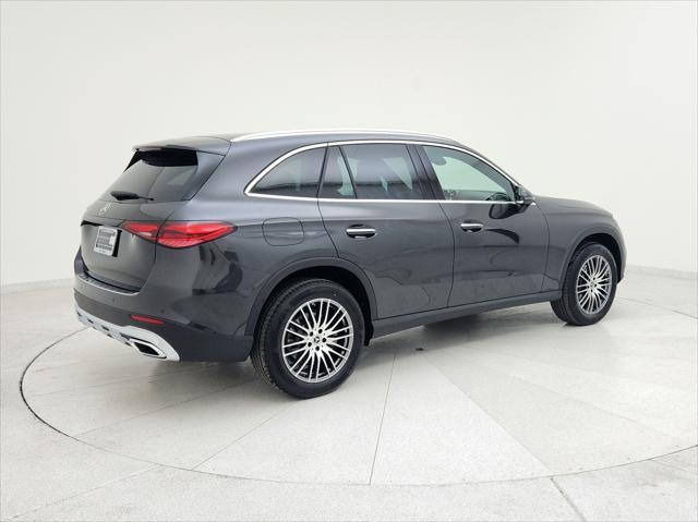 new 2025 Mercedes-Benz GLC 300 car, priced at $54,090