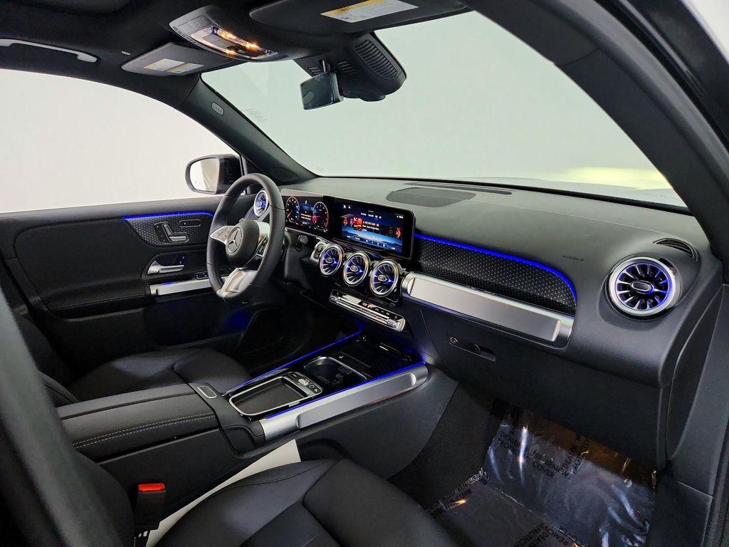new 2026 Mercedes-Benz GLB 250 car, priced at $49,305