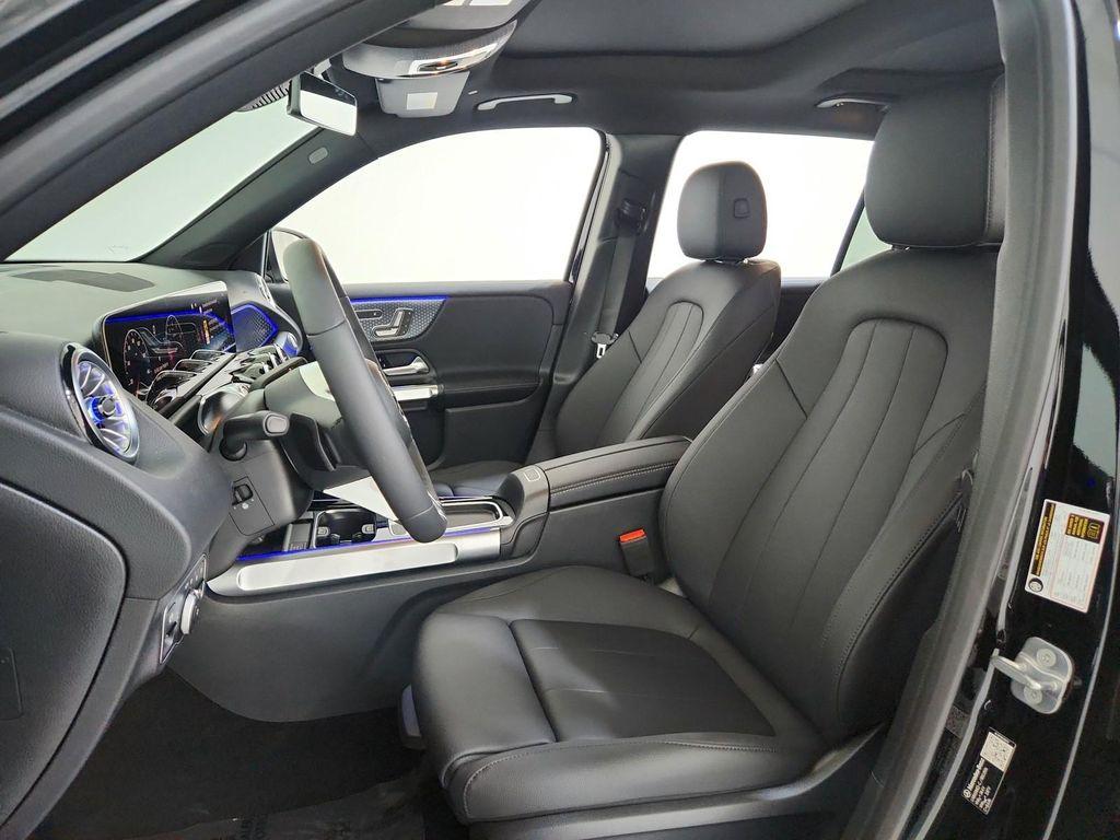 new 2026 Mercedes-Benz GLB 250 car, priced at $49,305