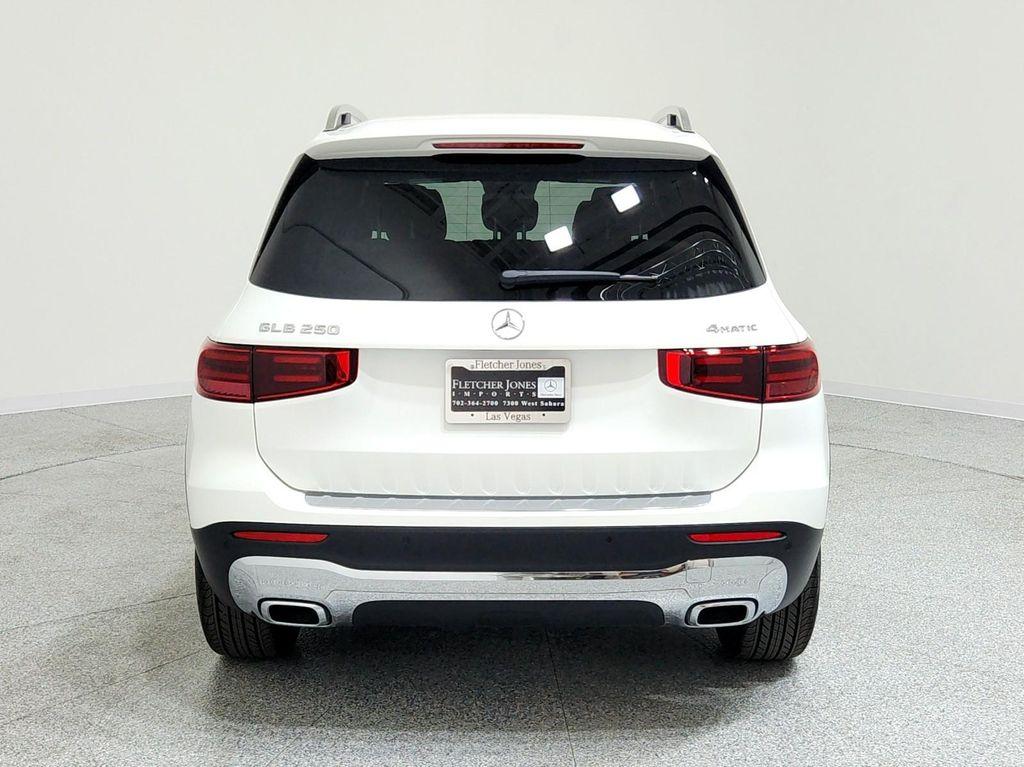 new 2025 Mercedes-Benz GLB 250 car, priced at $51,095