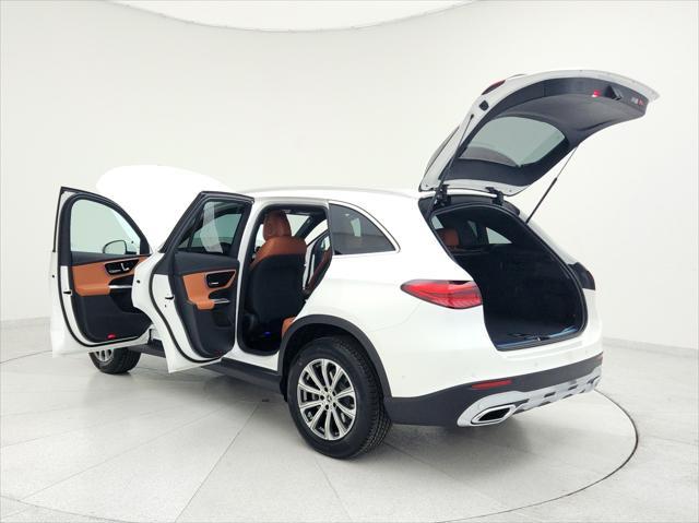 new 2025 Mercedes-Benz GLC 300 car, priced at $53,395