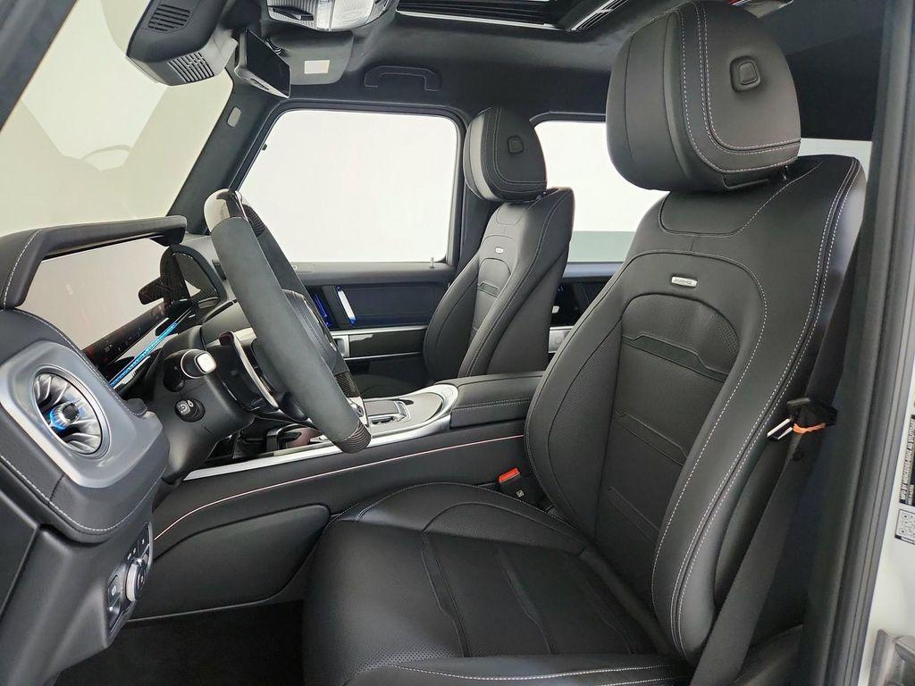 new 2025 Mercedes-Benz AMG G 63 car, priced at $211,085