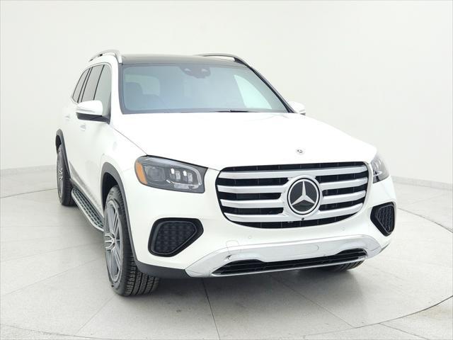 new 2025 Mercedes-Benz GLS 450 car, priced at $93,805