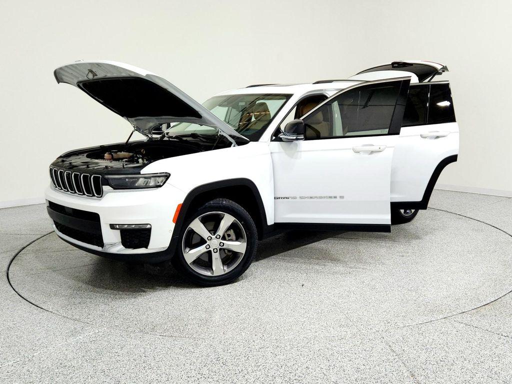 used 2022 Jeep Grand Cherokee L car, priced at $30,994
