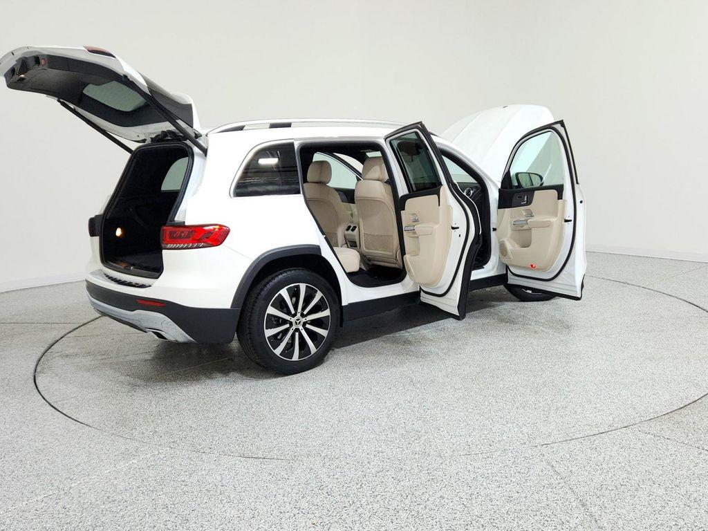 used 2023 Mercedes-Benz GLB 250 car, priced at $34,394