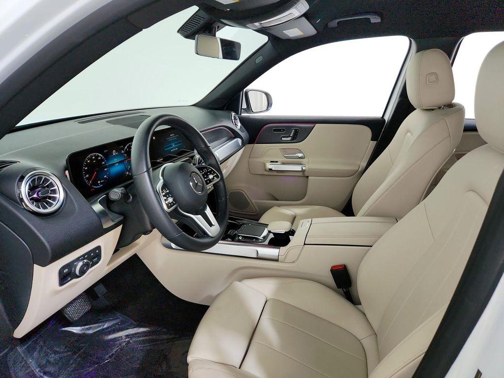 used 2023 Mercedes-Benz GLB 250 car, priced at $34,394