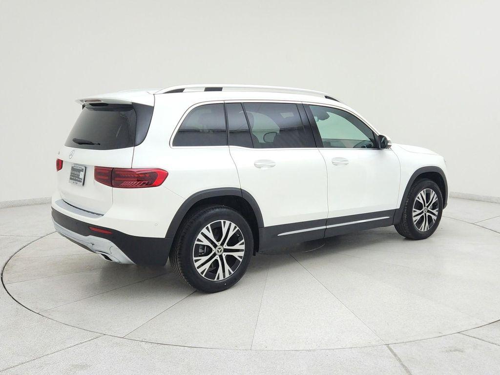 new 2025 Mercedes-Benz GLB 250 car, priced at $48,645