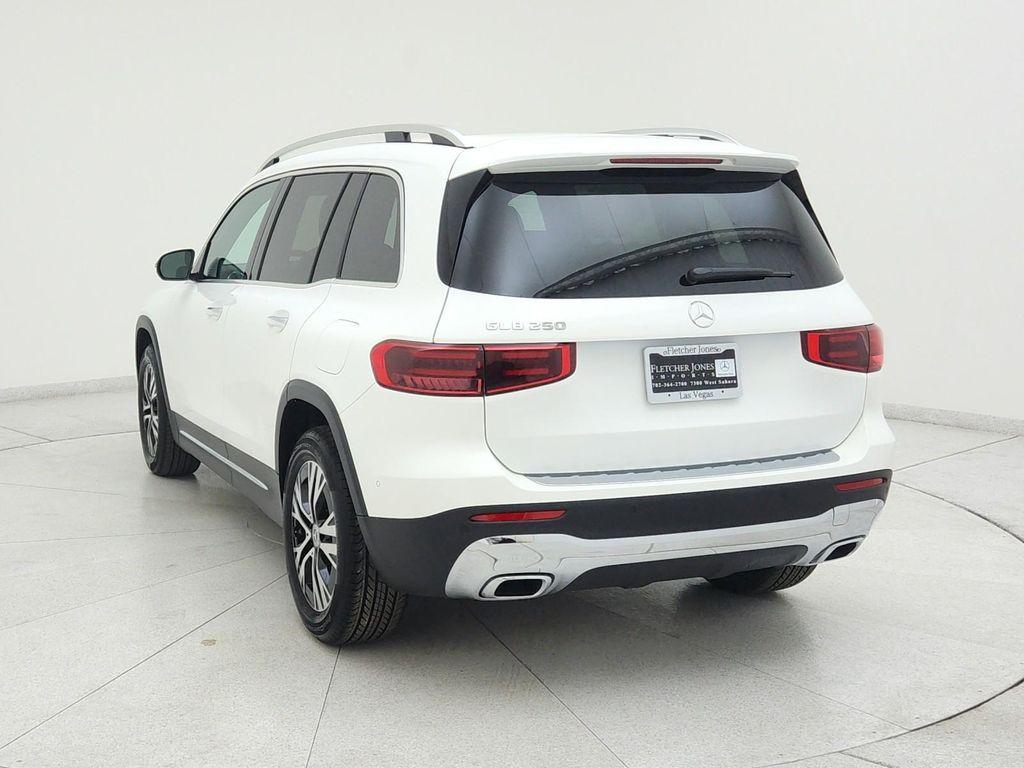 new 2025 Mercedes-Benz GLB 250 car, priced at $48,645