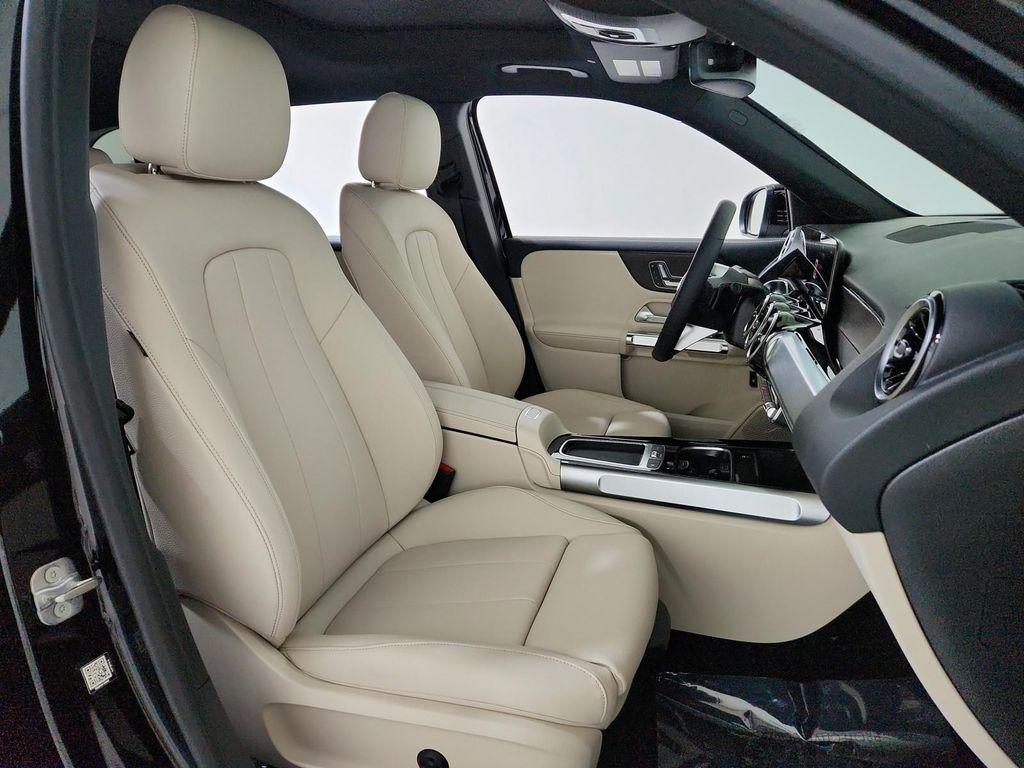 new 2026 Mercedes-Benz GLB 250 car, priced at $47,080