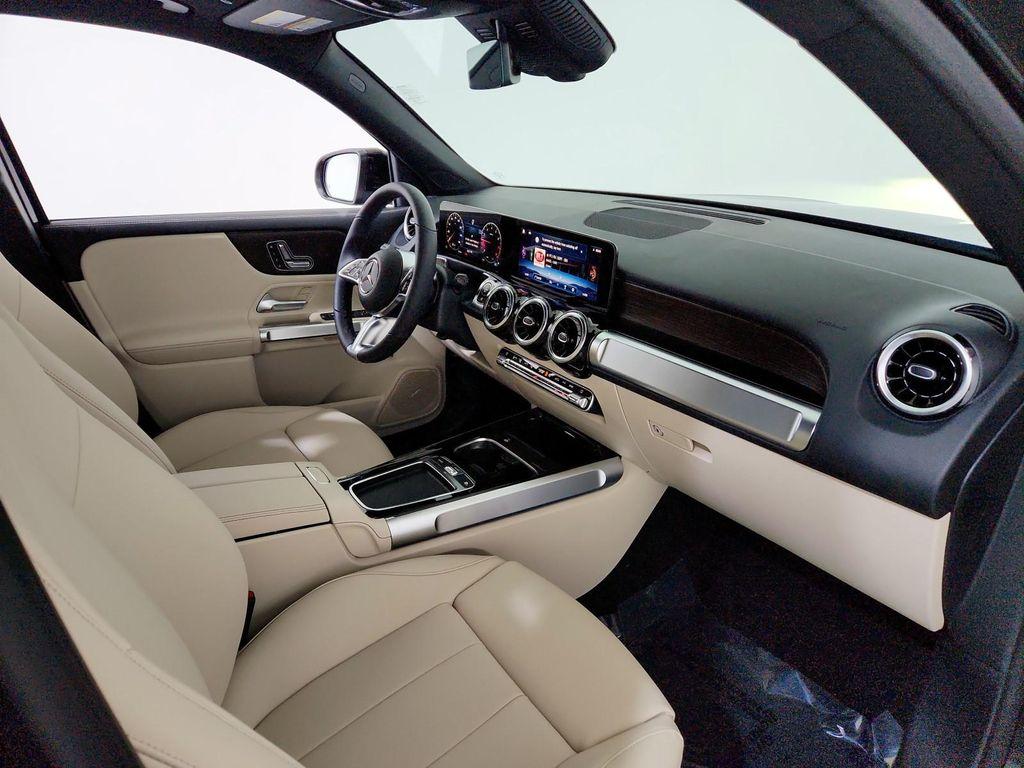 new 2026 Mercedes-Benz GLB 250 car, priced at $47,080