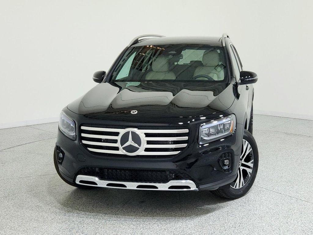 new 2026 Mercedes-Benz GLB 250 car, priced at $47,080