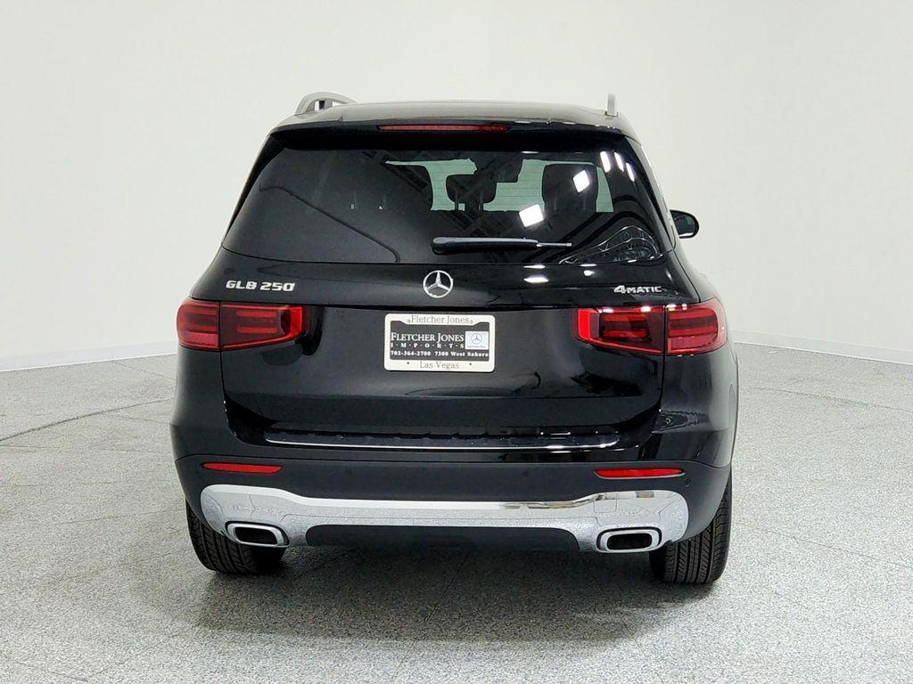 new 2025 Mercedes-Benz GLB 250 car, priced at $49,595