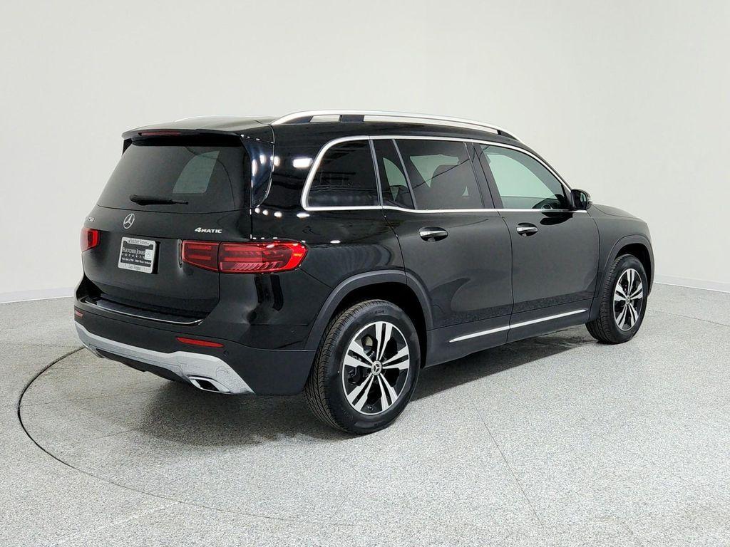 new 2025 Mercedes-Benz GLB 250 car, priced at $49,595