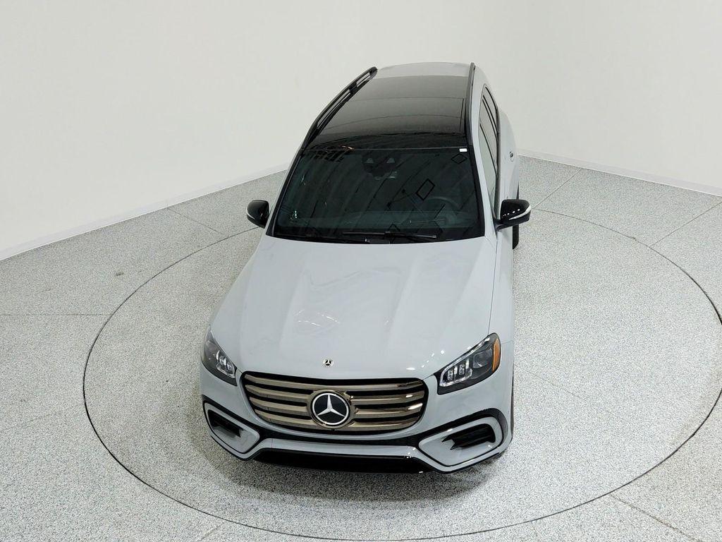 new 2026 Mercedes-Benz GLS 580 car, priced at $124,765