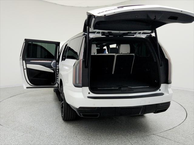 used 2025 Cadillac Escalade ESV car, priced at $135,994