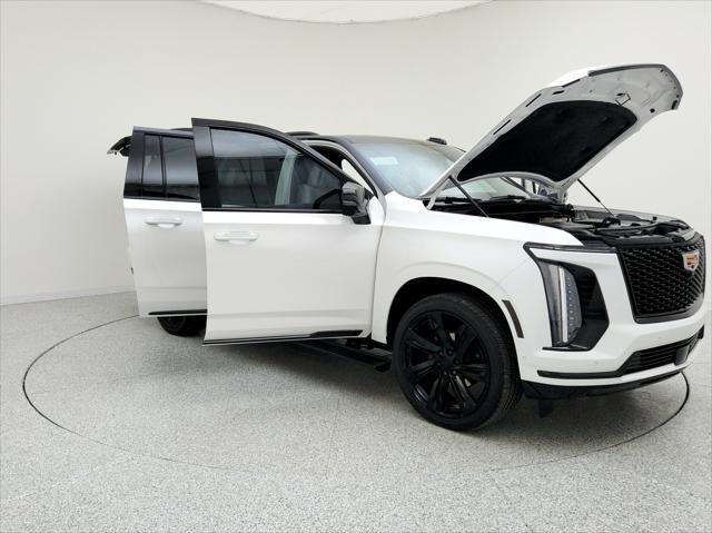 used 2025 Cadillac Escalade ESV car, priced at $135,994