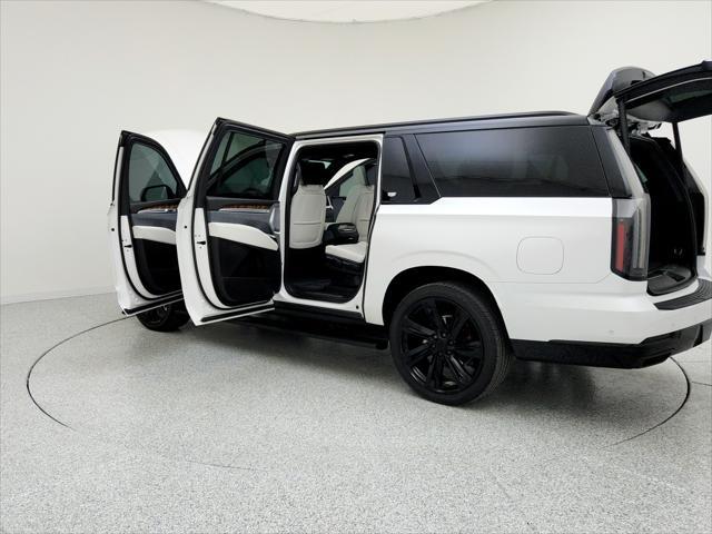 used 2025 Cadillac Escalade ESV car, priced at $135,994