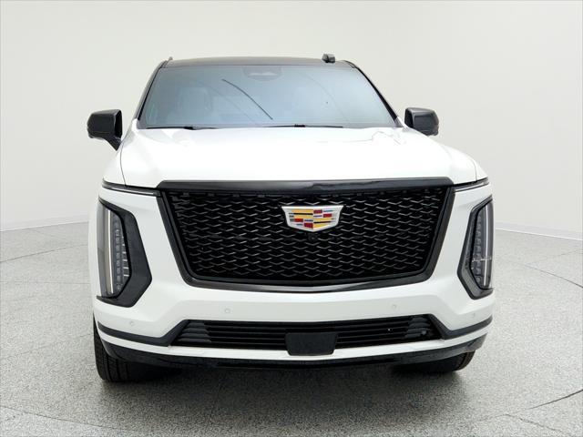 used 2025 Cadillac Escalade ESV car, priced at $135,994