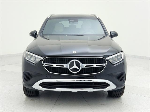 new 2025 Mercedes-Benz GLC 300 car, priced at $52,670