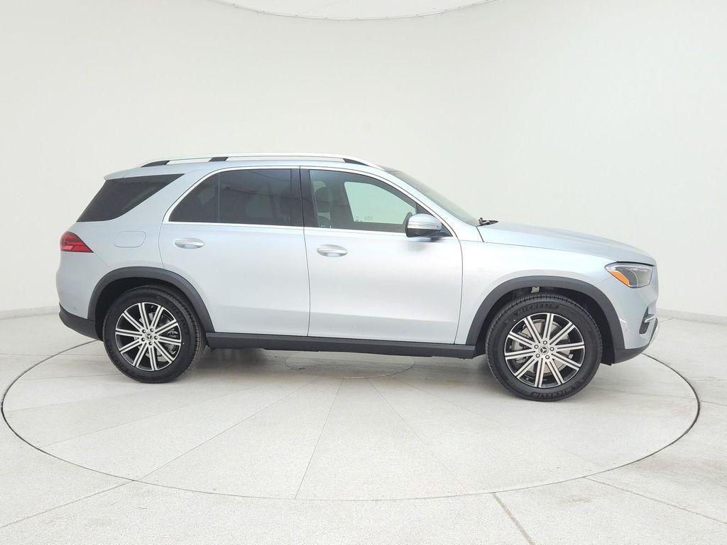 new 2025 Mercedes-Benz GLE 450 car, priced at $79,435