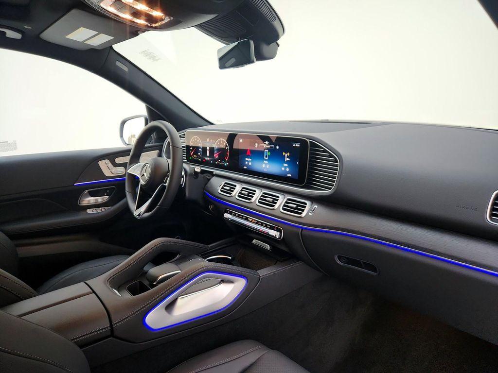 new 2025 Mercedes-Benz GLE 450 car, priced at $79,435