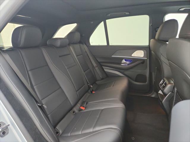 new 2025 Mercedes-Benz GLE 450 car, priced at $79,435