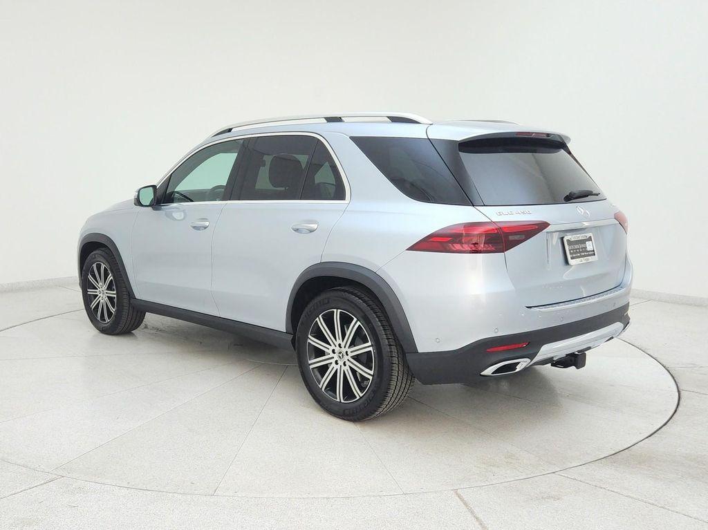 new 2025 Mercedes-Benz GLE 450 car, priced at $79,435