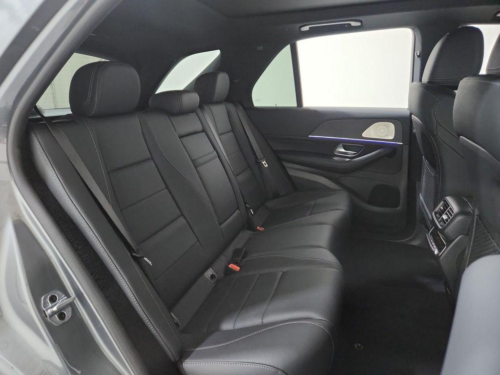 new 2026 Mercedes-Benz GLE 450 car, priced at $80,525