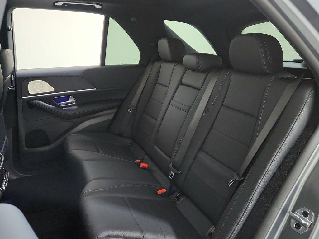 new 2026 Mercedes-Benz GLE 450 car, priced at $80,525