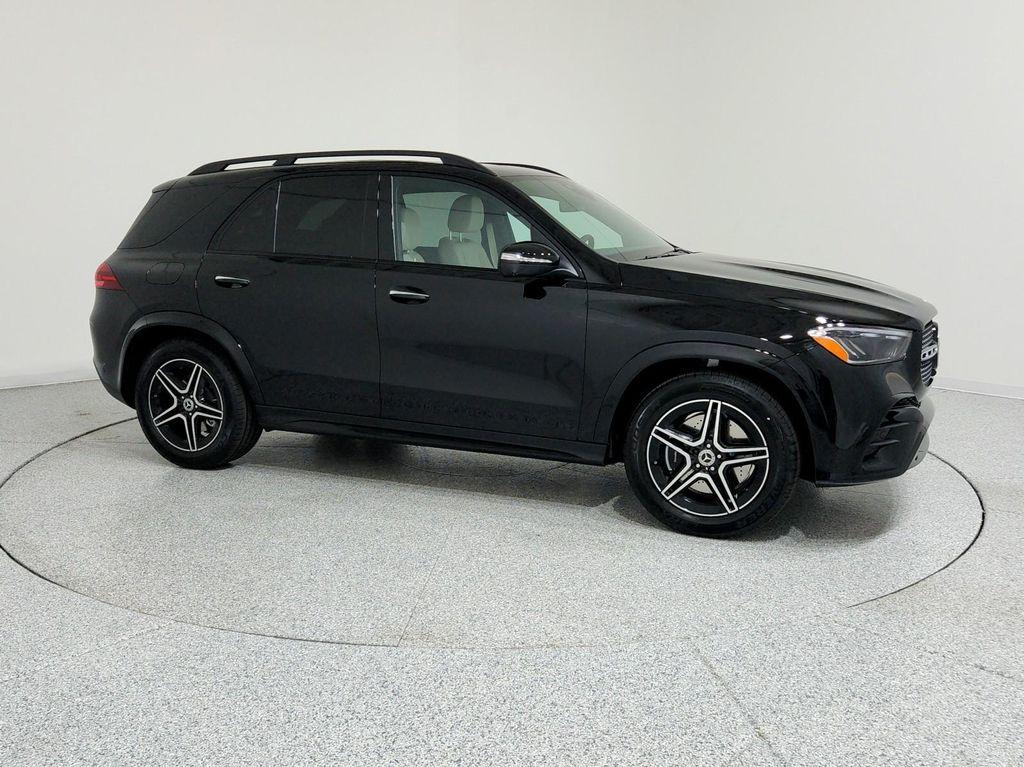 new 2026 Mercedes-Benz GLE 450 car, priced at $78,965