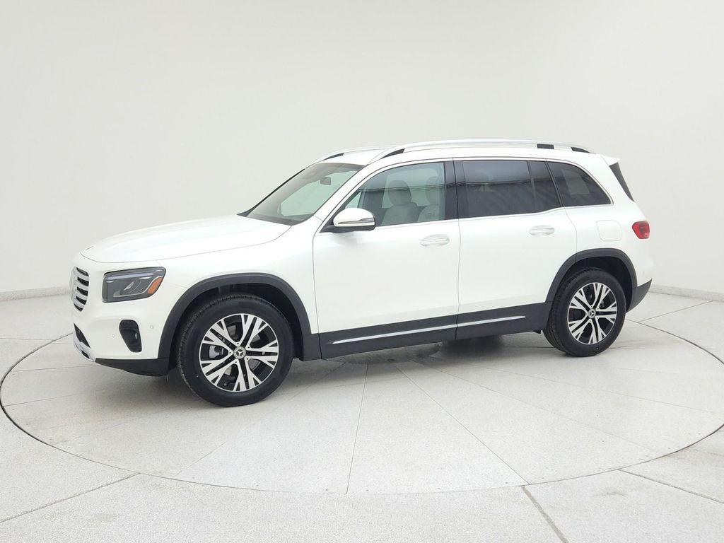 new 2025 Mercedes-Benz GLB 250 car, priced at $48,645