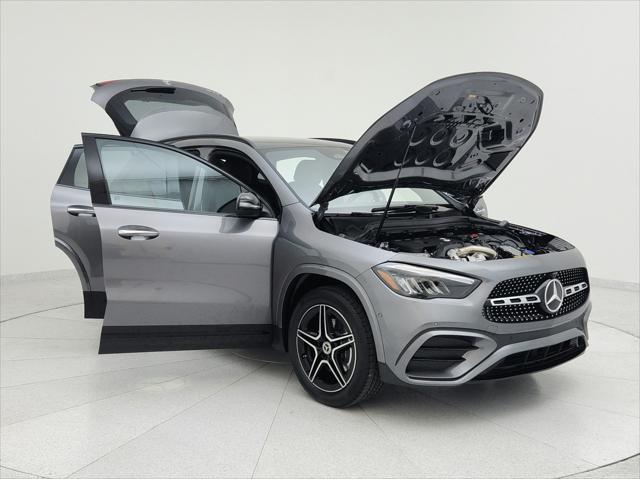 new 2025 Mercedes-Benz GLA 250 car, priced at $53,425