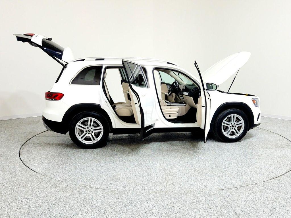 used 2021 Mercedes-Benz GLB 250 car, priced at $31,994