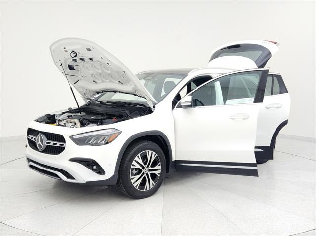 new 2025 Mercedes-Benz GLA 250 car, priced at $46,345