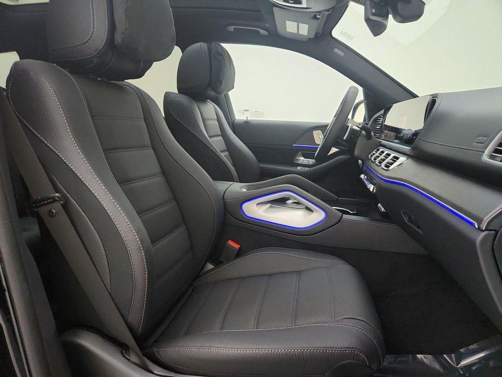 new 2025 Mercedes-Benz GLS 450 car, priced at $102,875
