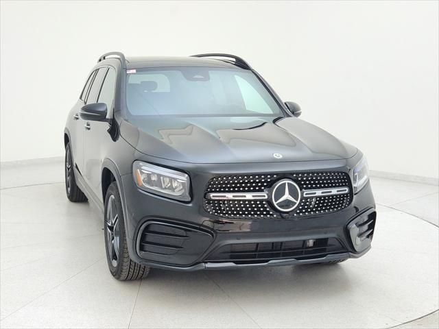 new 2024 Mercedes-Benz GLB 250 car, priced at $53,840