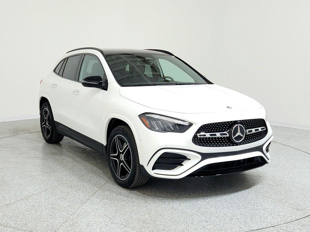 new 2025 Mercedes-Benz GLA 250 car, priced at $54,615