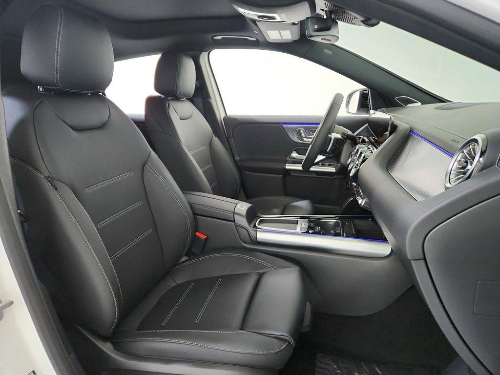 new 2025 Mercedes-Benz GLA 250 car, priced at $54,615