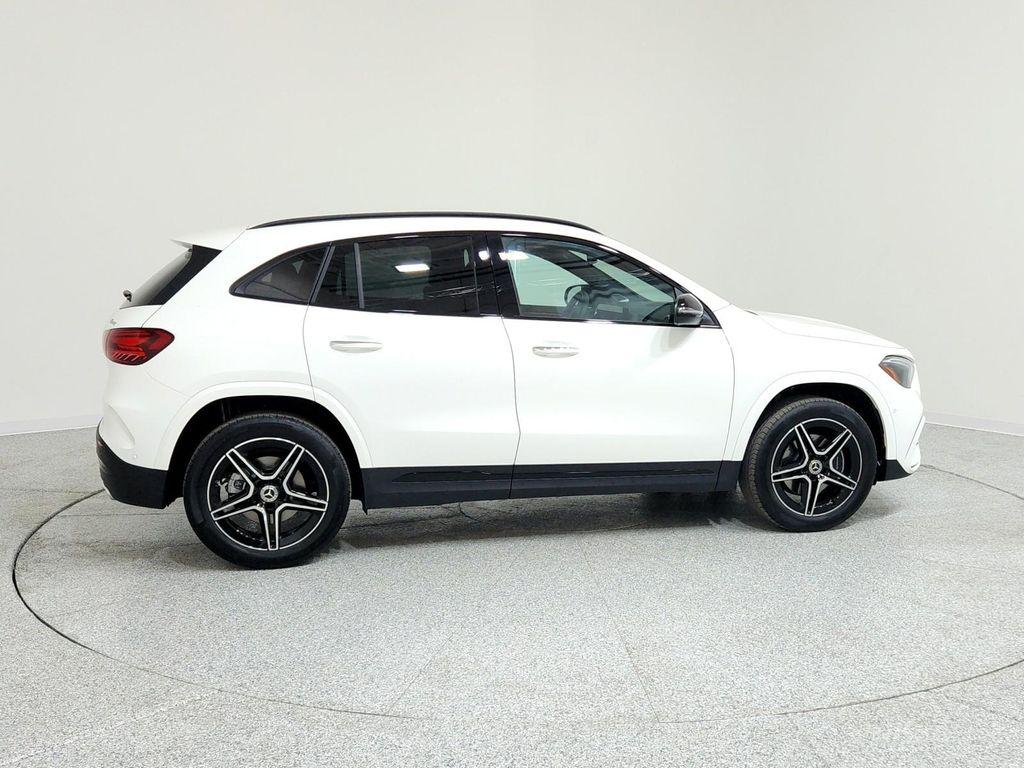 new 2025 Mercedes-Benz GLA 250 car, priced at $54,615