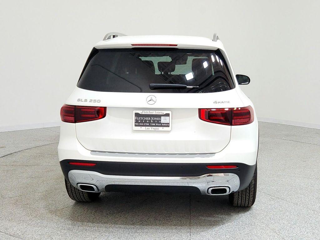 new 2025 Mercedes-Benz GLB 250 car, priced at $49,765