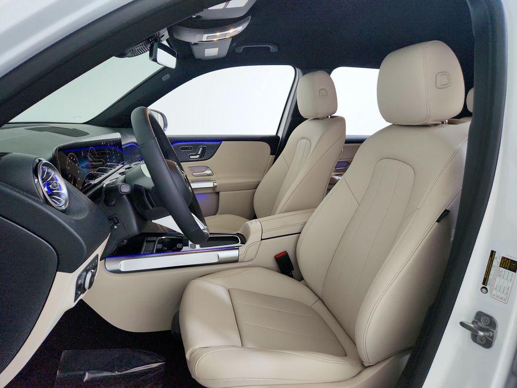 new 2025 Mercedes-Benz GLB 250 car, priced at $49,765
