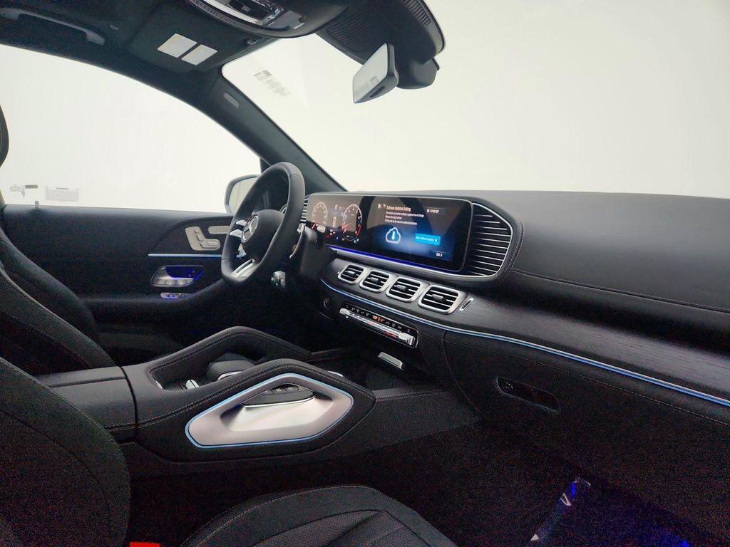 new 2025 Mercedes-Benz AMG GLS 63 car, priced at $154,115