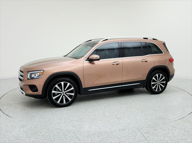 used 2022 Mercedes-Benz GLB 250 car, priced at $32,994