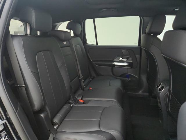 new 2025 Mercedes-Benz GLB 250 car, priced at $51,845