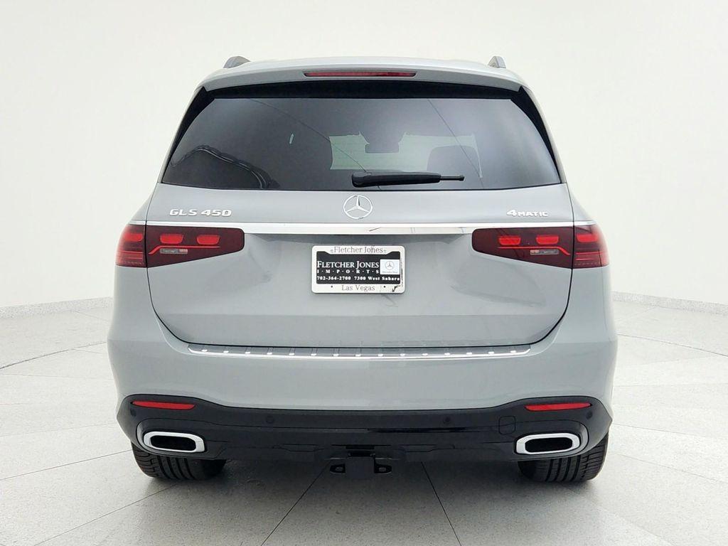 new 2025 Mercedes-Benz GLS 450 car