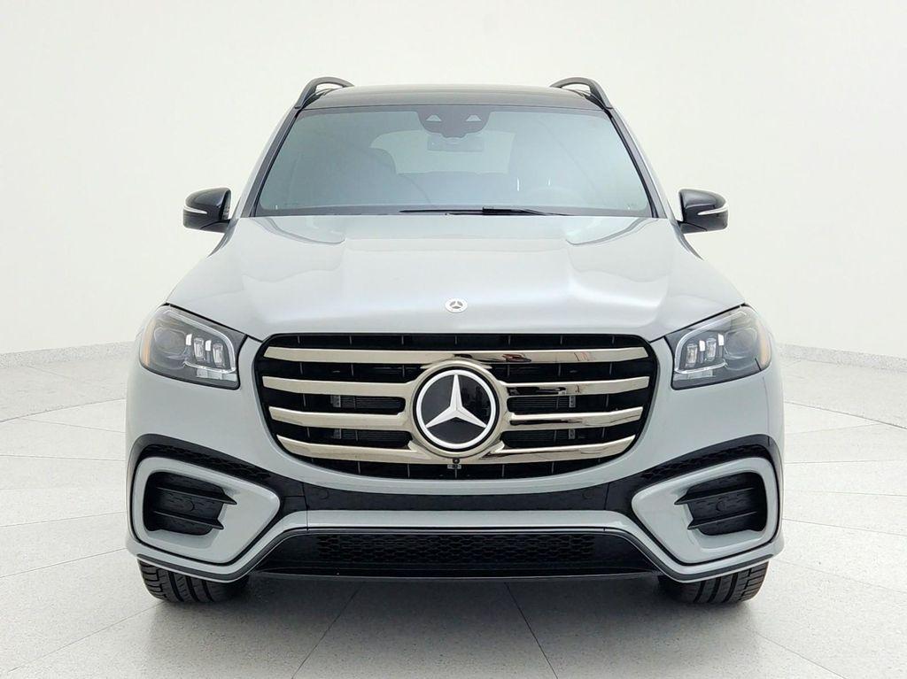 new 2025 Mercedes-Benz GLS 450 car