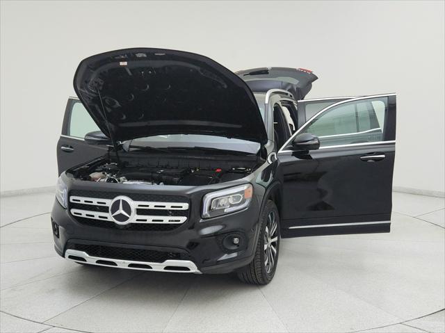 used 2022 Mercedes-Benz GLB 250 car, priced at $29,992