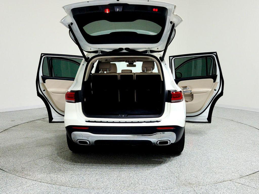 used 2022 Mercedes-Benz GLB 250 car, priced at $29,993