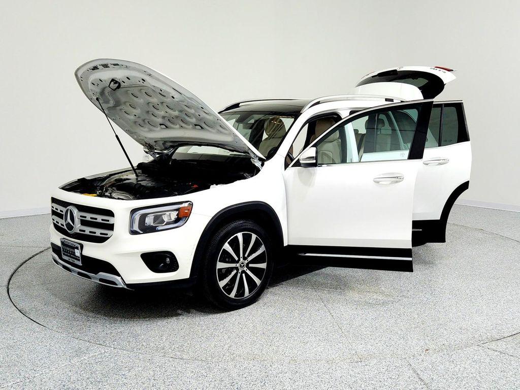 used 2022 Mercedes-Benz GLB 250 car, priced at $29,993