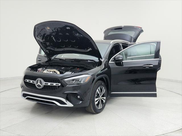 new 2025 Mercedes-Benz GLA 250 car, priced at $44,845